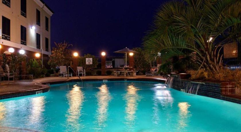 Holiday Inn Express Crockett By Ihg Exterior foto